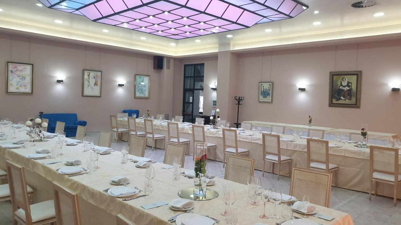 Palahotel Vallenoce Decollatura 外观 照片